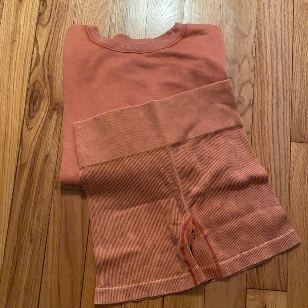 NWT Sweatshirt / Biker shorts Combo